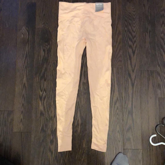 Forever 21 S Peach High Rise Leggings - Picture 2 of 3